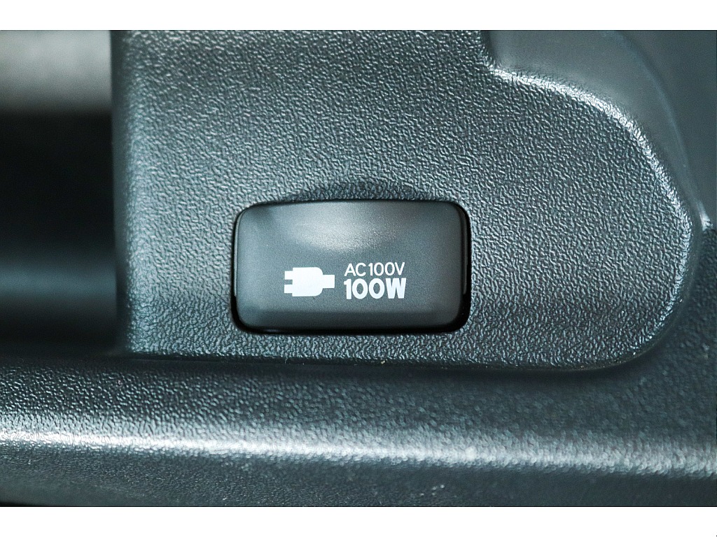 ハイエースセカンド高崎店にて展示中♪027-384-3591