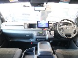 特別仕様車ダークプライムⅡなので高級感のある内装になっております☆