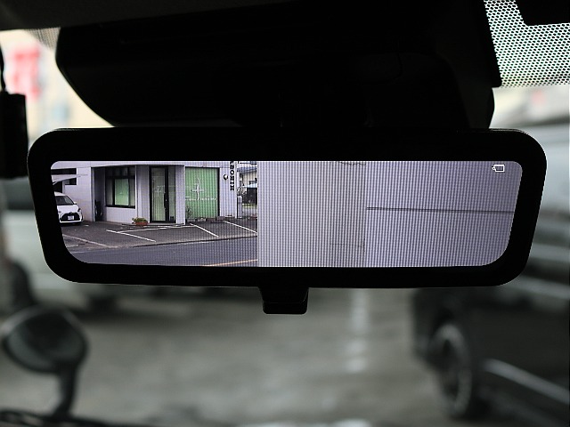 デジタルインナーミラー付きなので後方確認が楽々です☆