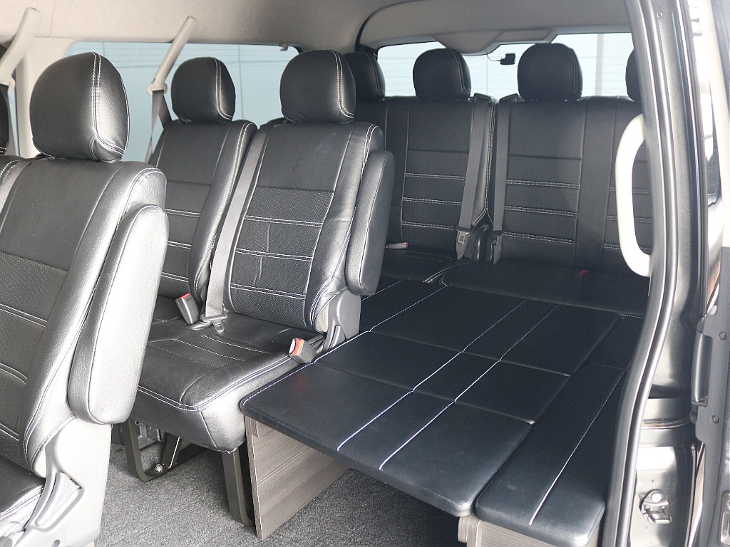 ゼロワゴンベッドキット付きなので仮眠等が出来ちゃいます♪