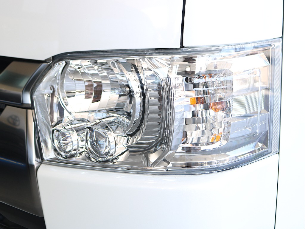 LEDヘッドランプなので夜間の走行も安心です♪♪