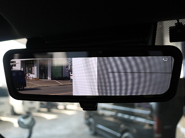 デジタルインナーミラー装着済みです☆☆