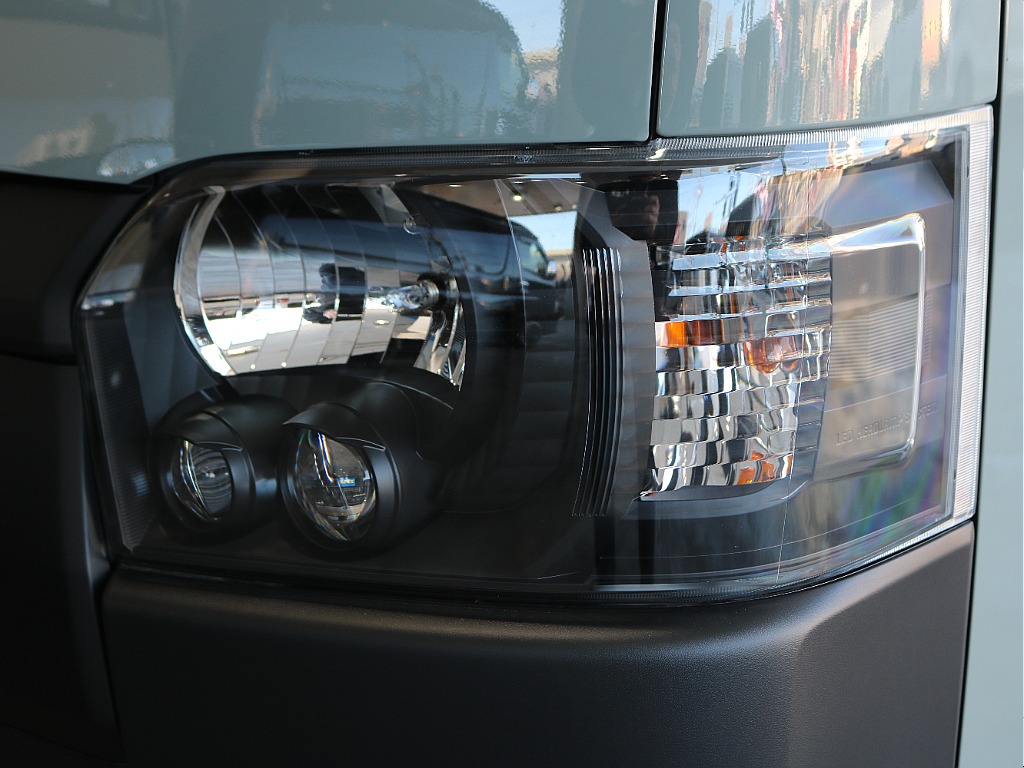 インナーブラックヘッドライト施工済みです☆☆