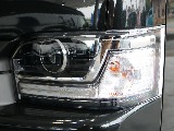 メーカーオプションのBi-beamヘッドランプ搭載済みです♪♪