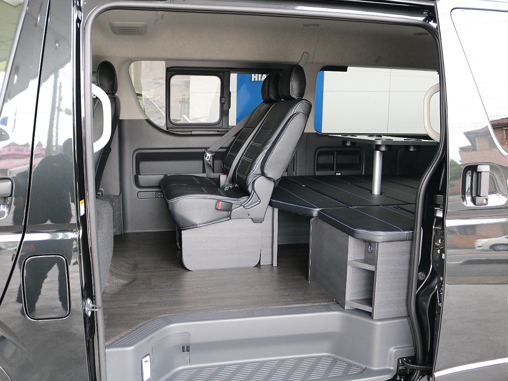 後席も同様のシートカバー装着済みです♪♪