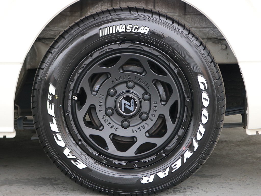 NT・1 16インチAWにナスカータイヤの組み合わせになっております♪♪