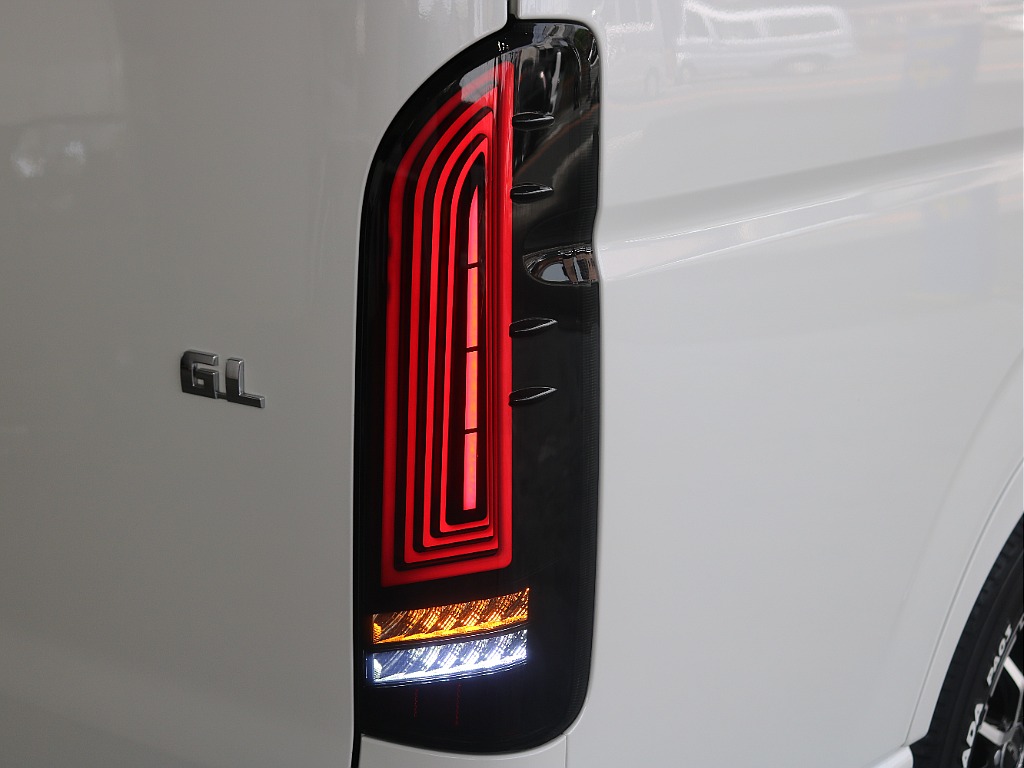 テールはネオトレーステールランプ装着済みです☆☆