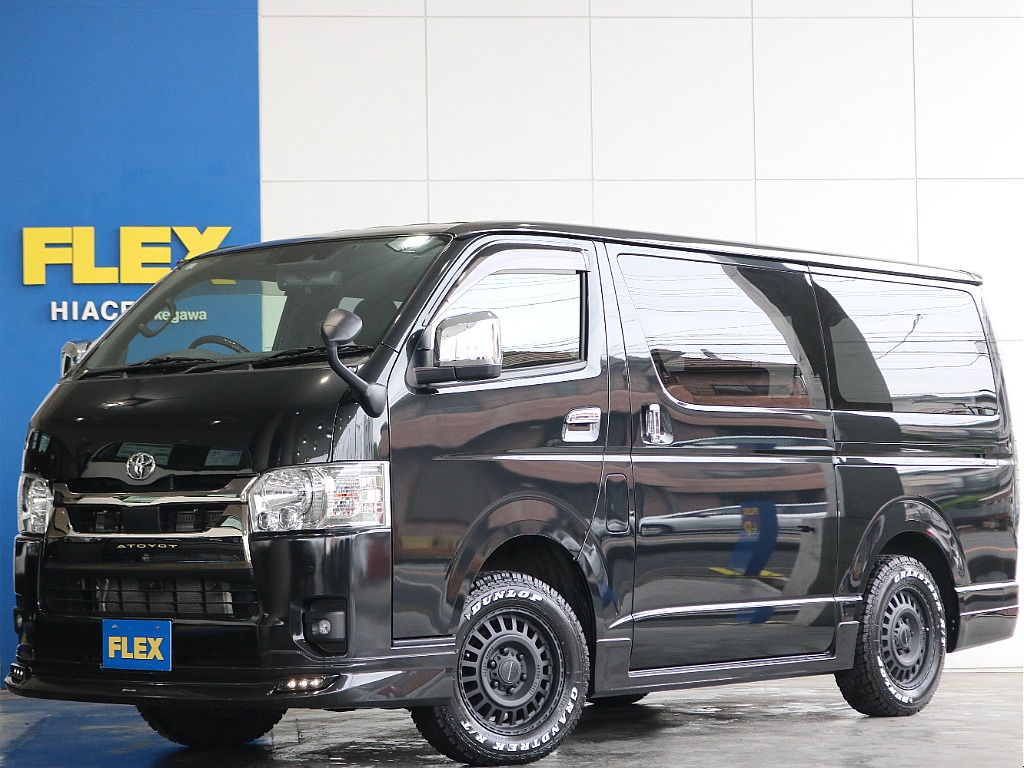 【厳選仕入中古車】令和4年式ハイエースバン　ダークプライムⅡディーゼル4WD　ブラックマイカ 高年式低走行でかなり状態の良いモデリスタフルエアロのお車入庫致しました☆☆