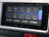 カロッツェリア7インチナビが装着されております♪♪