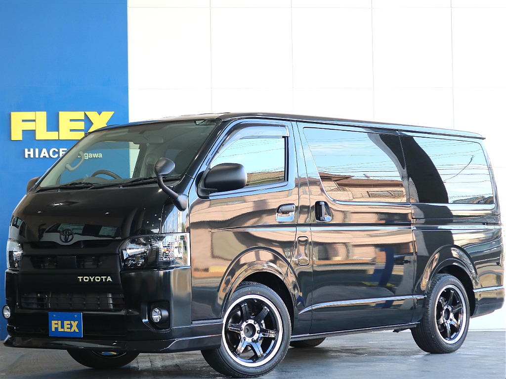 【厳選仕入れ中古】ハイエースバン　ガソリン2WD　ブラックマイカ フローリング施工済み＆車中泊仕様のお車ご入庫致しました☆☆