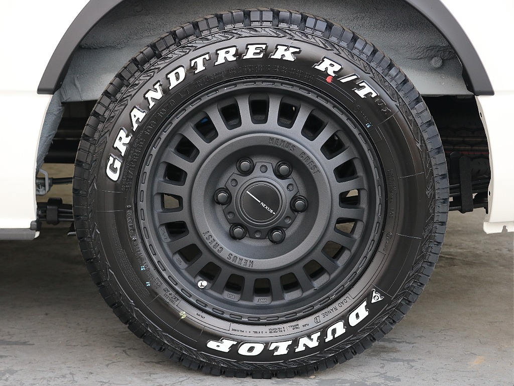 NC1 16インチAWにDUNLOPブロックタイヤの組み合わせになっております♪♪