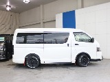 両側パワースライドドアになっております♪♪
