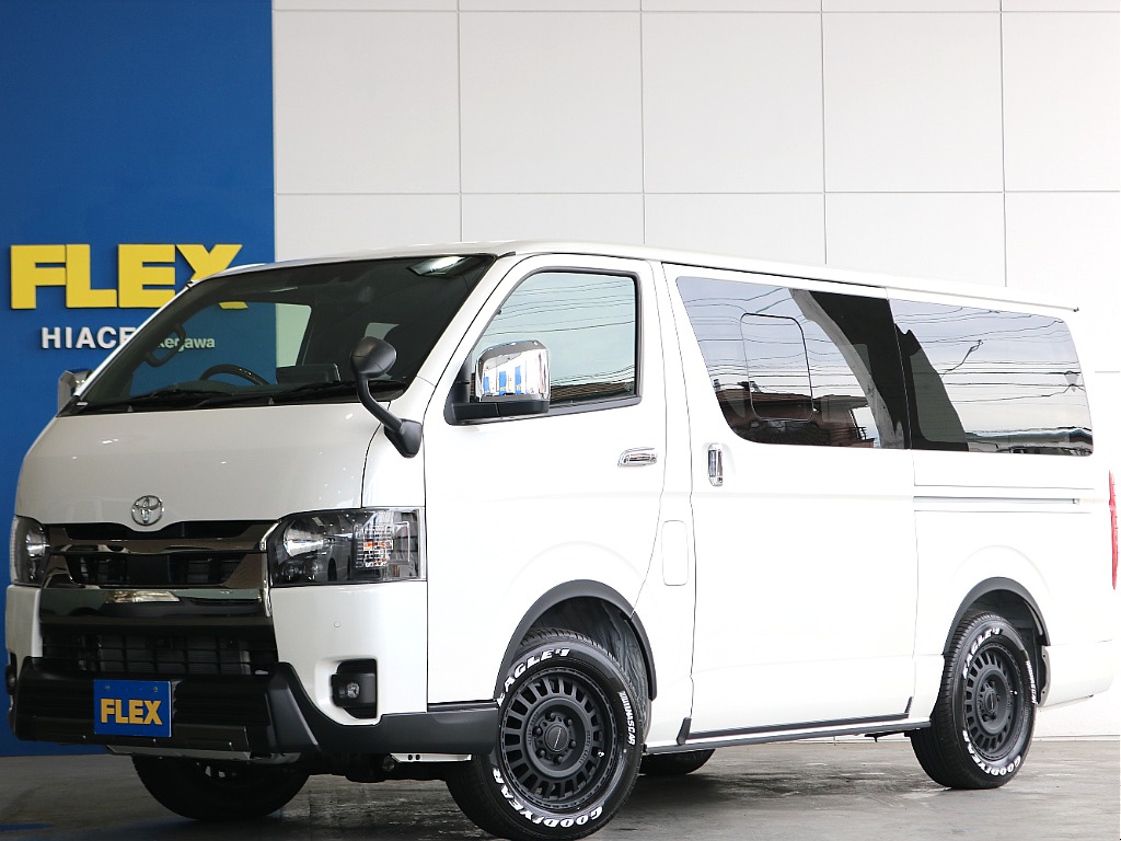 【登録済未使用車】ハイエースバン　スーパーGL　ダークプライムⅡ　パールホワイト　ディーゼル4WD 高年式・低走行でFLEＸカスタム多数装着の車中拍仕様のお車ご入庫致しました☆☆