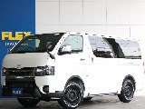 【登録済未使用車】ハイエースバン　スーパーGL　ダークプライムⅡ　パールホワイト　ディーゼル4WD 高年式・低走行でFLEＸカスタム多数装着の車中拍仕様のお車ご入庫致しました☆☆