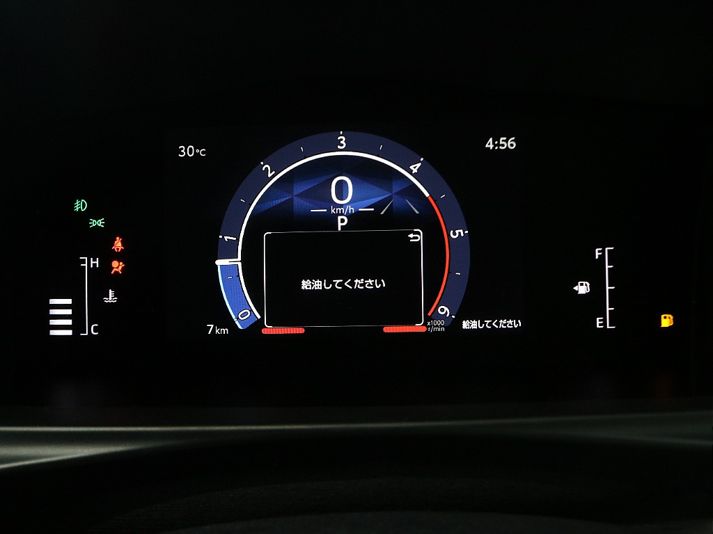 9型ハイエースになります♪♪