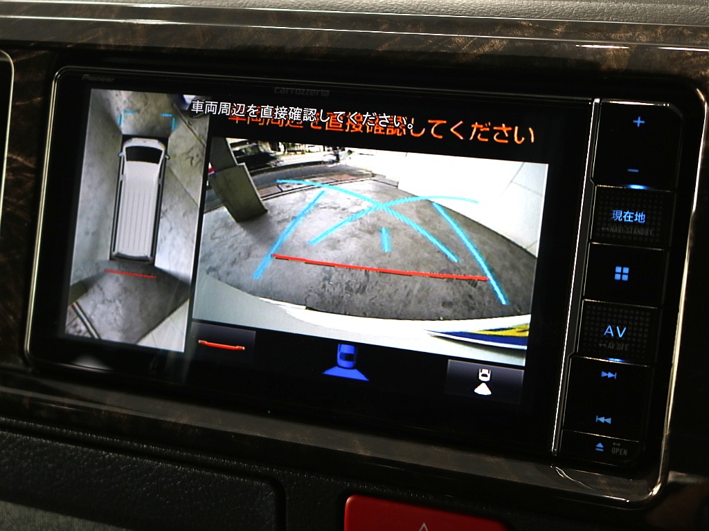 バックカメラも装着されておりますので、後退時も安心です☆☆