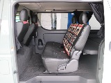 スライドドアも広々で荷物も積載しやすい♪