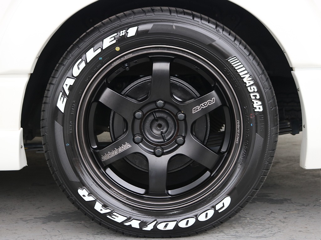 希少レイズTE37・17インチ×ナスカータイヤの組み合わせになっております☆☆