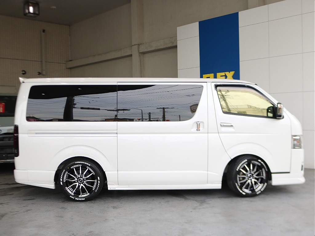 トヨタ&nbsp;ハイエースバン&nbsp;5D2.8DTスーパーGLダークプライムⅡロング&nbsp;&nbsp;埼玉県の詳細画像&nbsp;その18