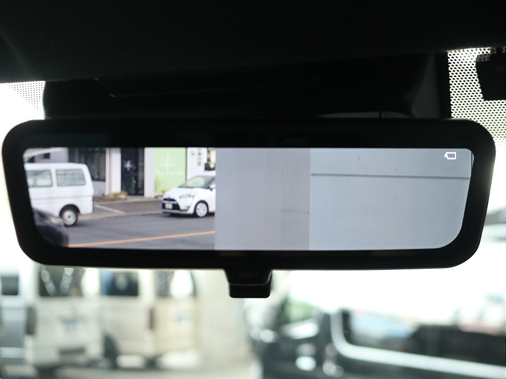 トヨタ&nbsp;ハイエースバン&nbsp;5D2.8DTスーパーGLダークプライムⅡロング&nbsp;&nbsp;埼玉県の詳細画像&nbsp;その6