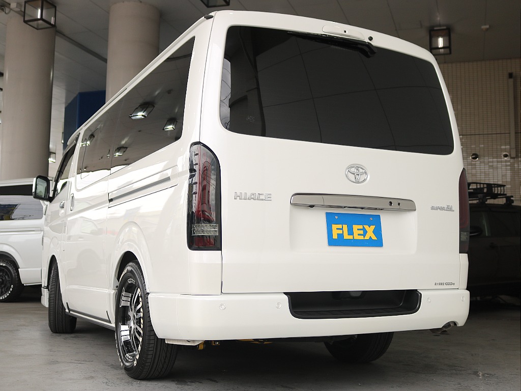 トヨタ&nbsp;ハイエースバン&nbsp;5D2.8DTスーパーGLダークプライムⅡL 4WD&nbsp;&nbsp;埼玉県の詳細画像&nbsp;その19