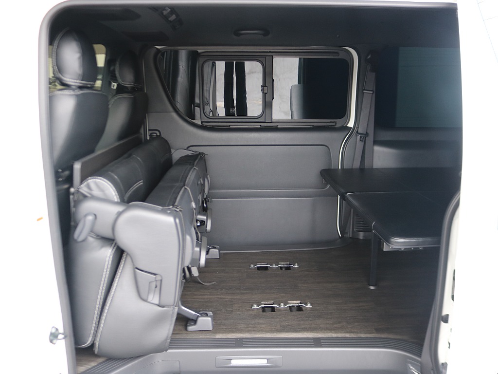 トヨタ&nbsp;ハイエースバン&nbsp;5D2.8DTスーパーGLダークプライムⅡL 4WD&nbsp;&nbsp;埼玉県の詳細画像&nbsp;その10