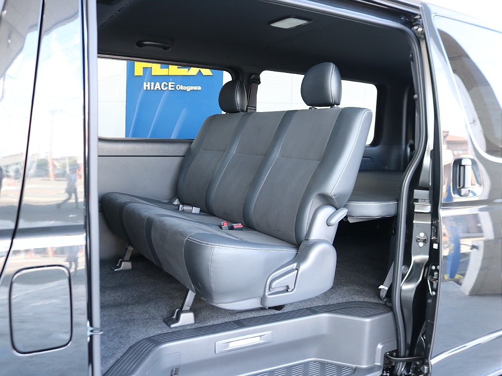 トヨタ&nbsp;ハイエースバン&nbsp;5D2.0スーパーGLダークプライムⅡロング&nbsp;&nbsp;埼玉県の詳細画像&nbsp;その3