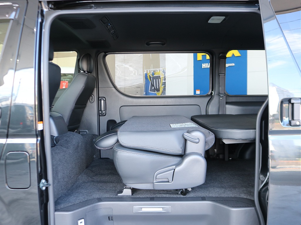 トヨタ&nbsp;ハイエースバン&nbsp;5D2.0スーパーGLダークプライムⅡロング&nbsp;&nbsp;埼玉県の詳細画像&nbsp;その10
