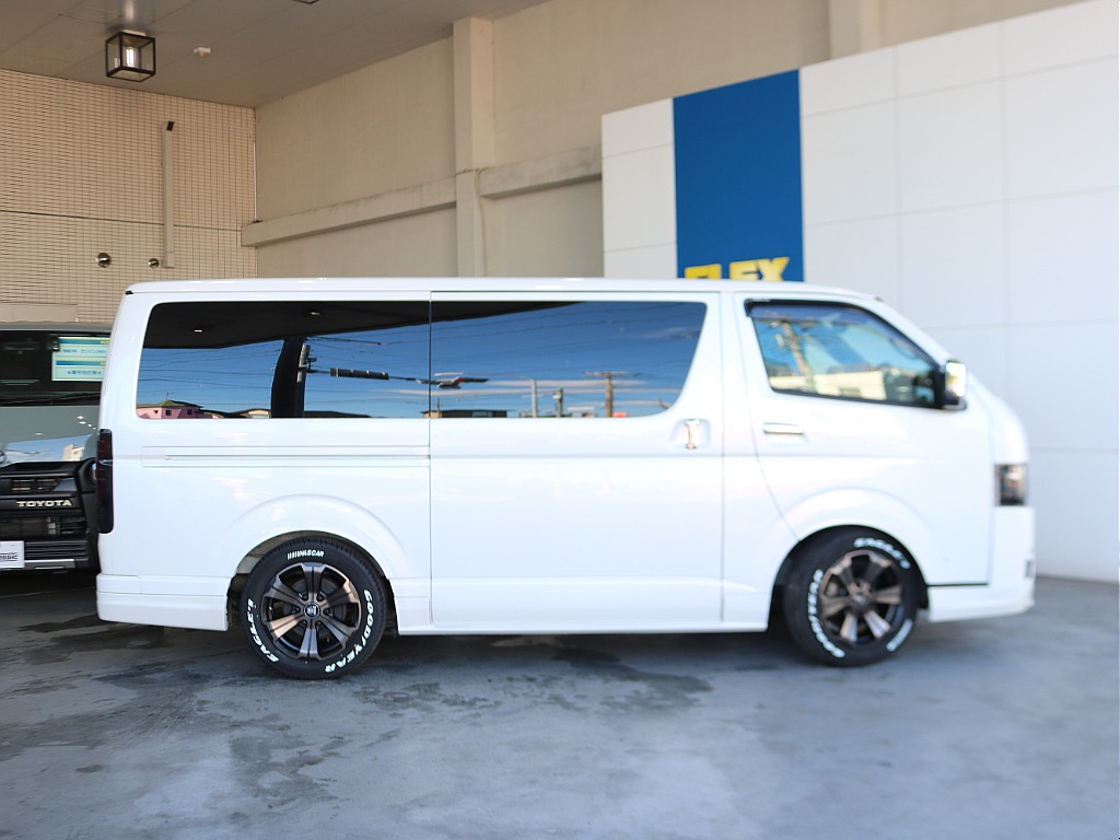 トヨタ&nbsp;ハイエースバン&nbsp;5D2.8DTスーパーGLダークプライムⅡロング&nbsp;&nbsp;埼玉県の詳細画像&nbsp;その18