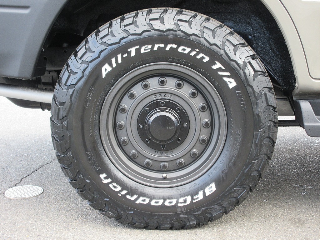 DEANコロラドAWにBFGoodrichAT KO3！それぞれ新品インストール！