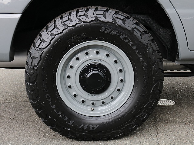 BFGoodrichATタイヤ＆DEANコロラド１６インチAW！ タイヤはあえて裏組みしております♪