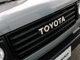 トヨタ横文字グリル。