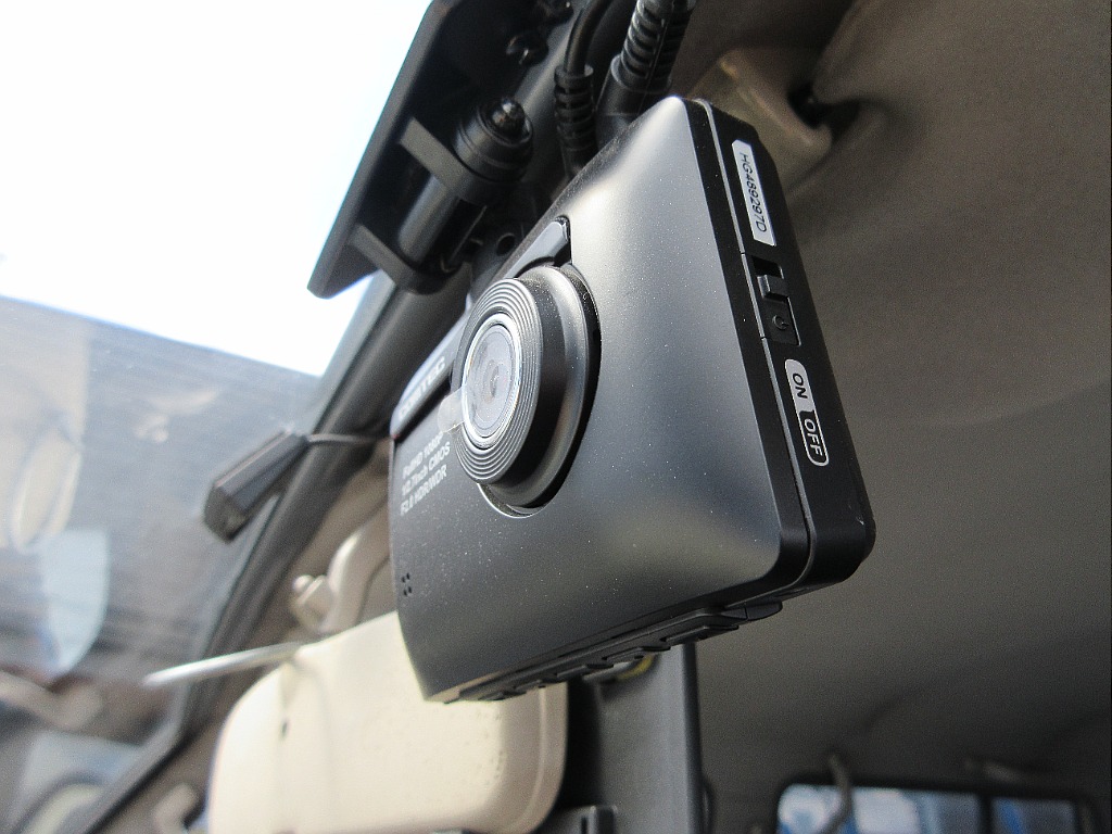 嬉しいドライブレコーダー付き。