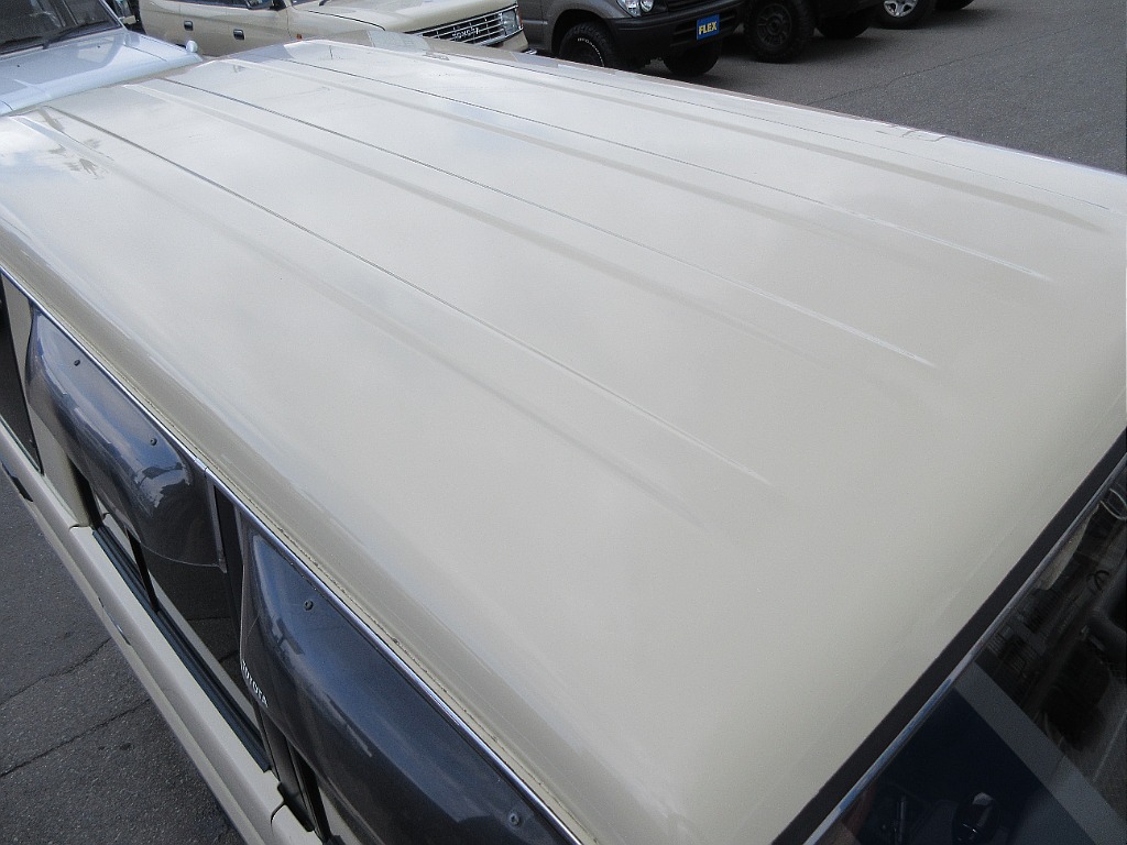 ルーフの状態良好です。