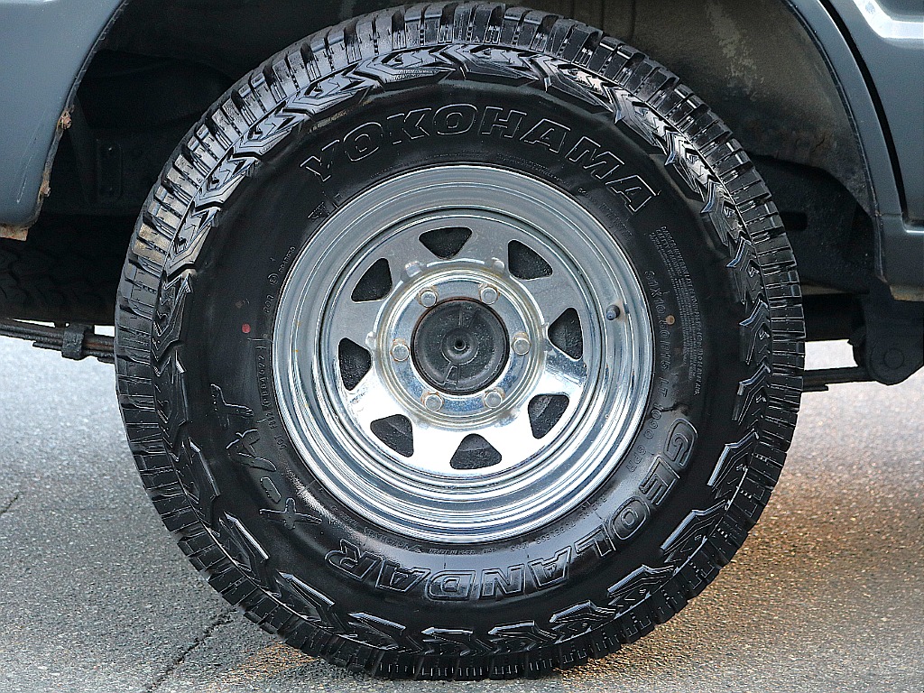 YOKOHAMAジオランダーX-ATタイヤに純正ホイールの組み合わせ！