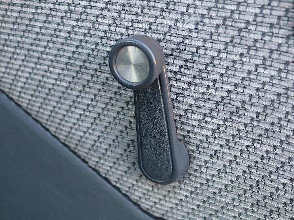 手動は壊れにくいので良いです。