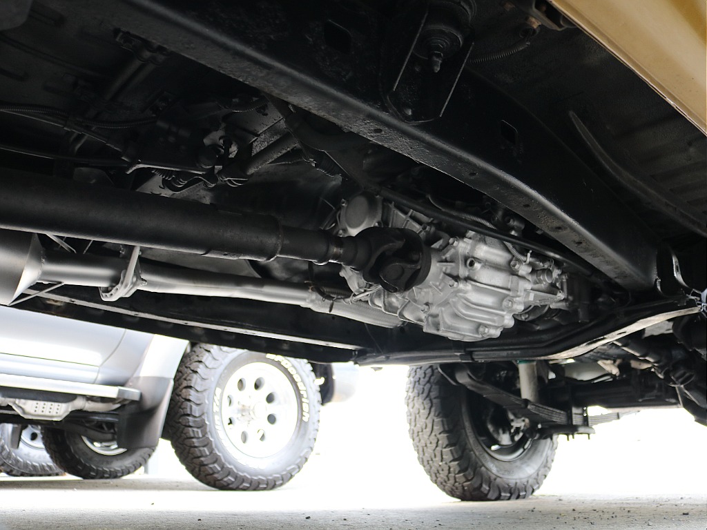 下廻り 防錆塗装を施工しております。