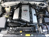 V8エンジンの圧倒的な爽快感とランクル100の静粛性で乗り心地も抜群です。