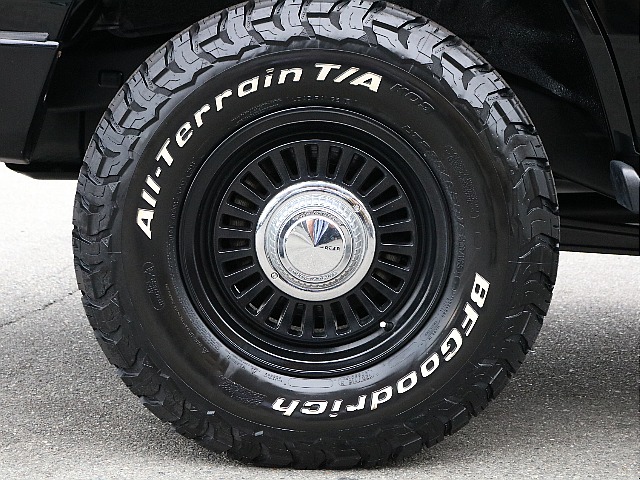 新品BFGoodrichATタイヤ＆DEANカリフォルニア１６インチAW！