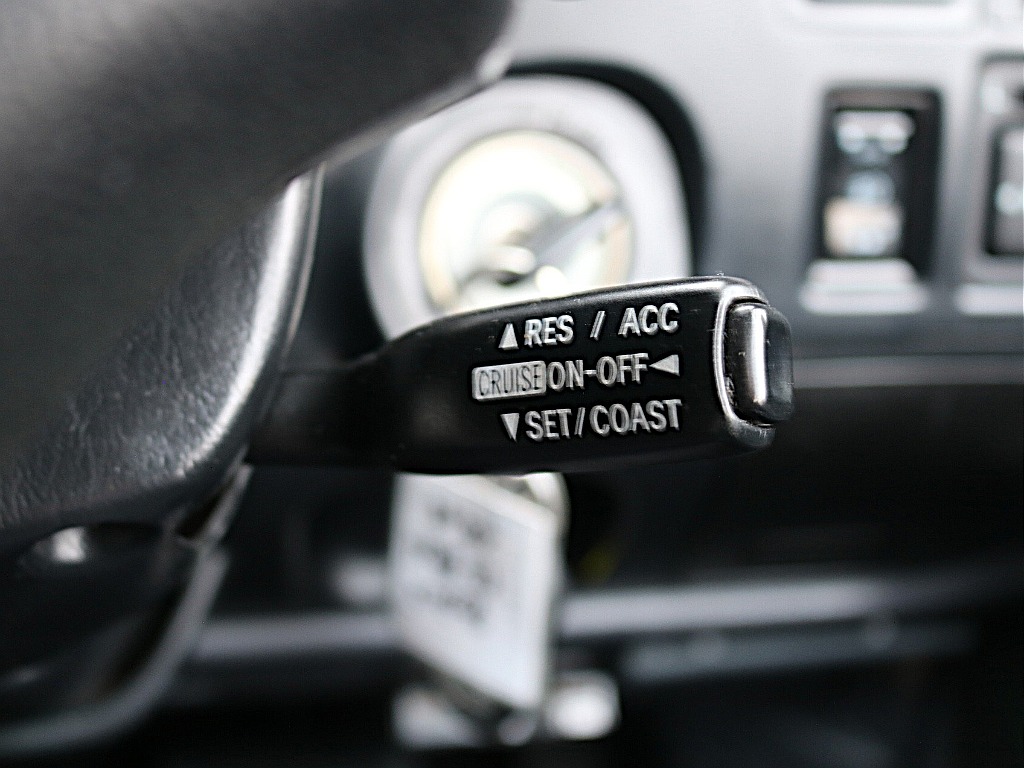 クルーズコントロール付き。