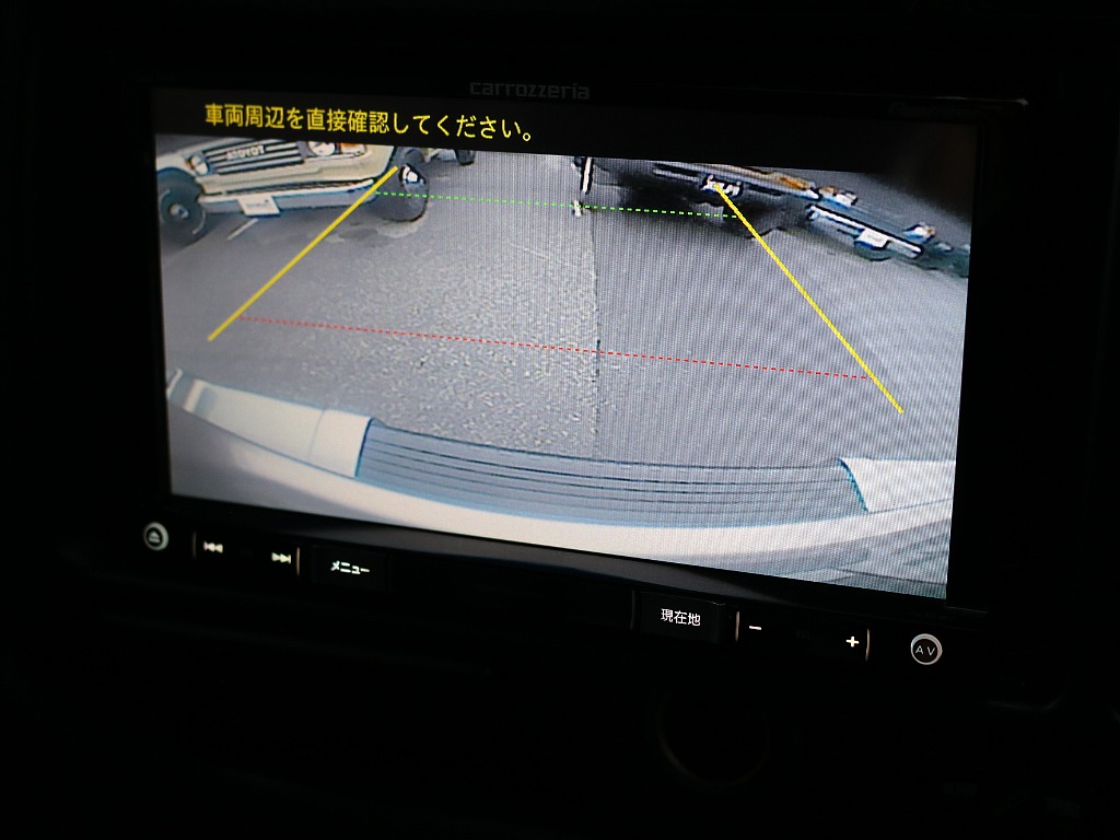 バックカメラ付き。