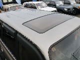 ルーフの状態も良好です。