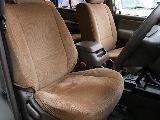 新品コーデュロイシートカバー装着！