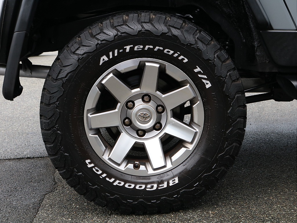 BFGoodrichATタイヤ＆純正17インチAW！