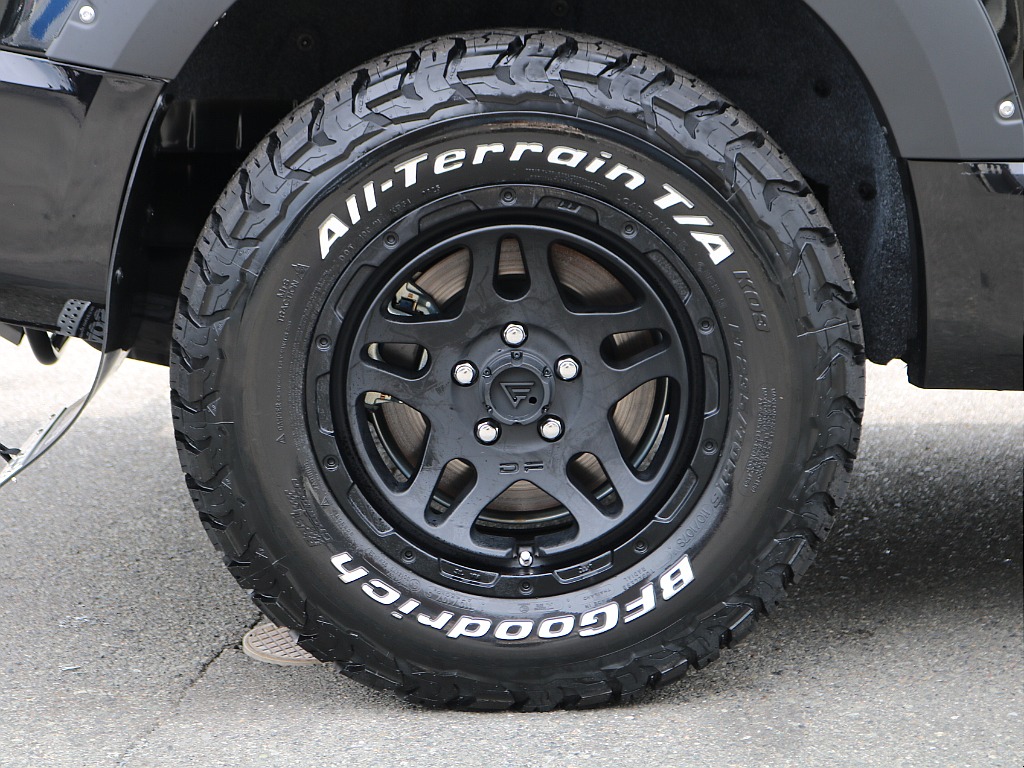 BFGoodrichATタイヤ＆デルタフォースオーバーランダーAW、それぞれ新品装着！