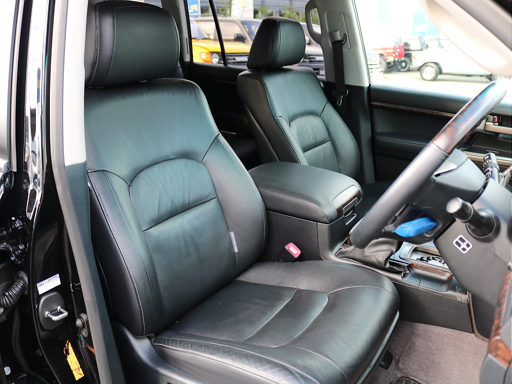 特別仕様車専用シートです☆