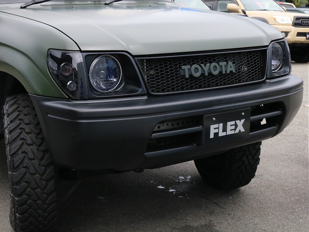人気アイテム多数装着！ TOYOTA文字はボディー同色！