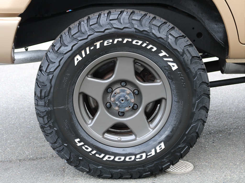 新品BFGoodrichATタイヤ＆ブラッドレーV16インチAW装着！