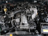 エンジンルームもご覧のように綺麗な状態です。