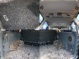 フロアマットは新品装着です。